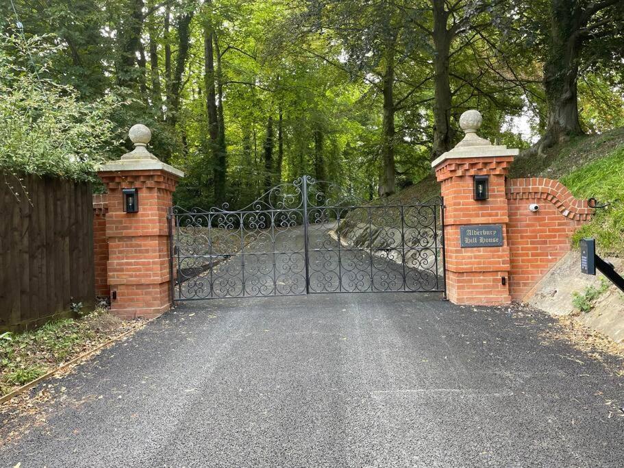 The Carriage House Villa Salisbury Kültér fotó